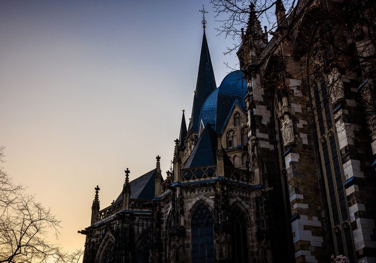 Dom Aachen Dom Aachen von der Seite