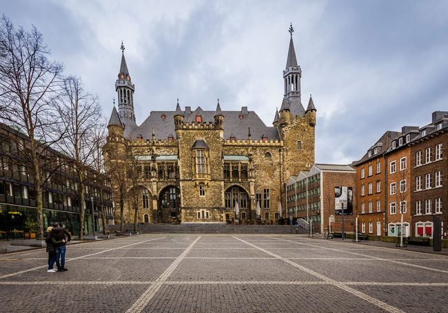 Katschhof Aachen von Vorne