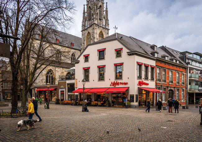 Nobis Printen Aachen von der Seite
