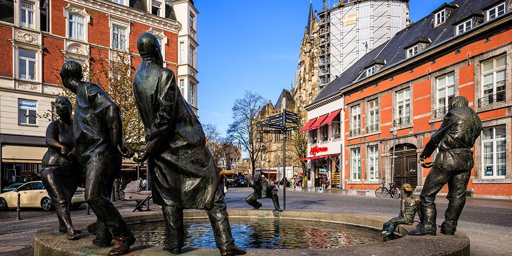 Brunnen Kreislauf des Geldes Aachen von Vorne