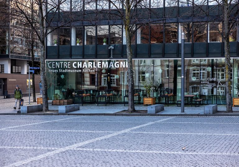 Centre Challemange Aachen Centre Challemange Aachen von Vorne