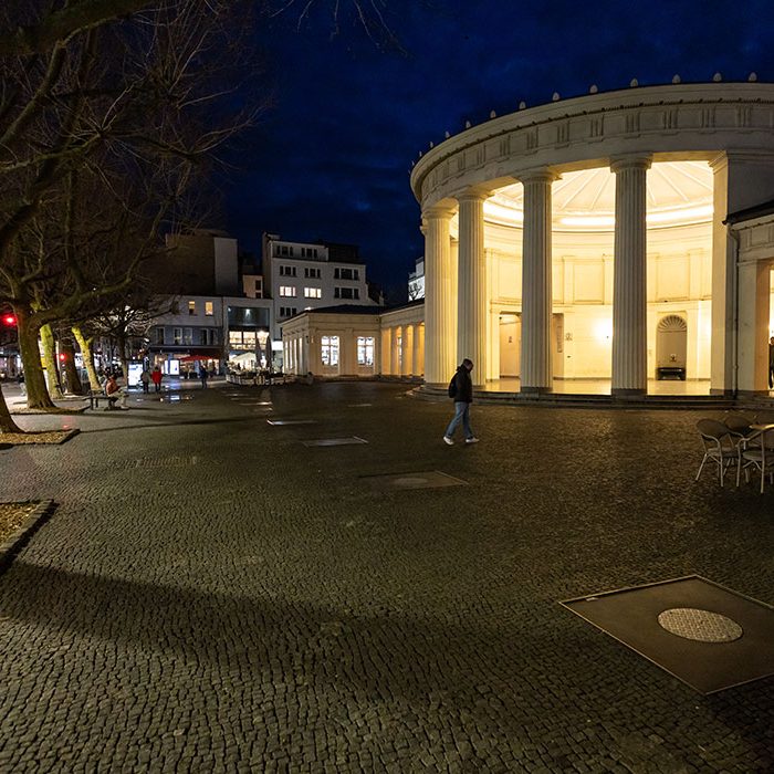 Elisebrunnen Aachen von der Seite