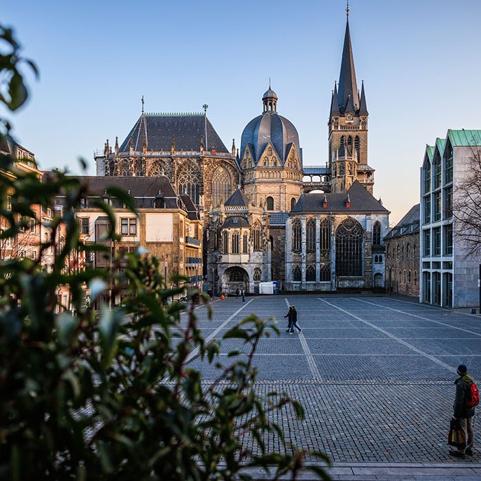 Katschhof Aachen von Vorne