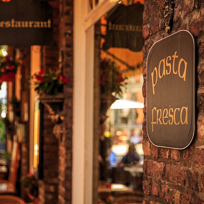 Restaurant Macaroni Aachen von der Seite