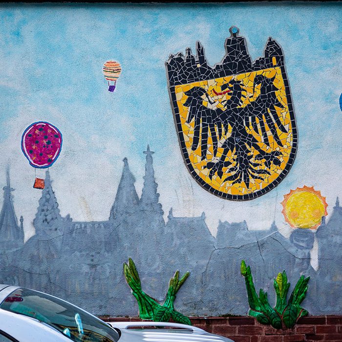 Wand Aachen von Vorne