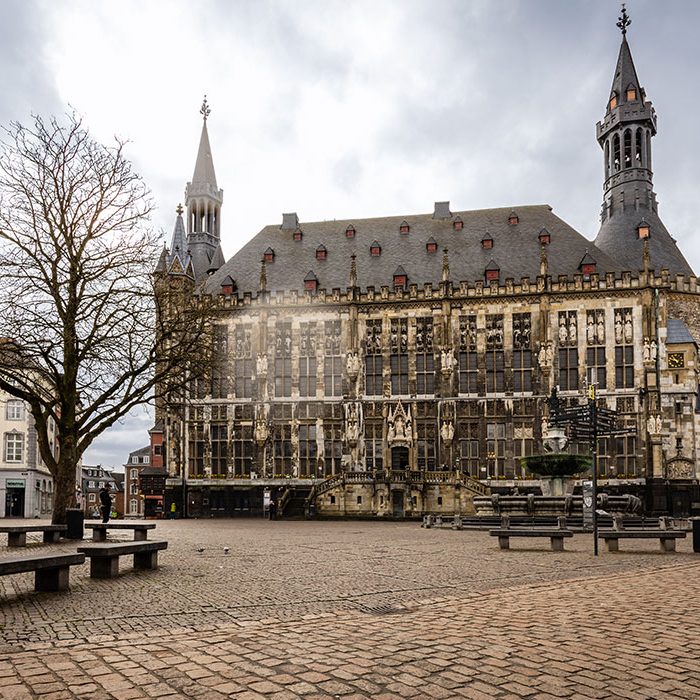 Rathaus Aachen von Vorne