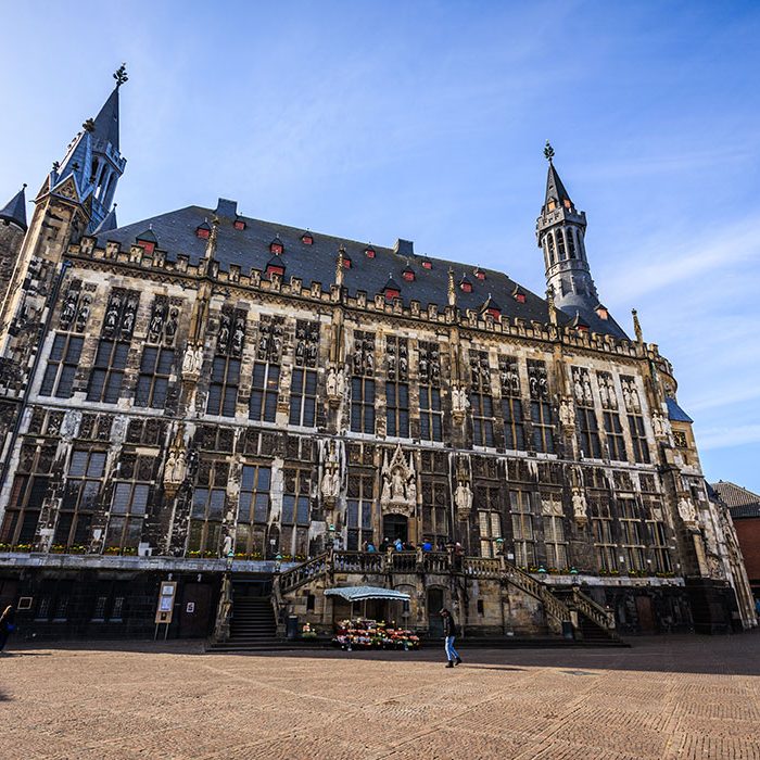 Rathaus Aachen von Vorne