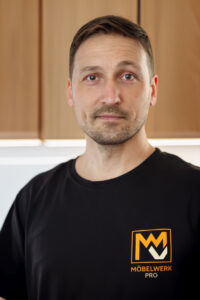 Porträtfoto von Wladimir Prozenko, Möbelwerk Pro.